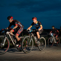 Los equipos MMR-Powerade y Liv-SoloBici, vencedores de la Powerade Non Stop Barcelona-San Sebastián 2016