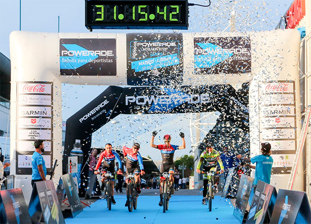 Victoria para el MMR-Powerade en la Non Stop Madrid-Lisboa 2016