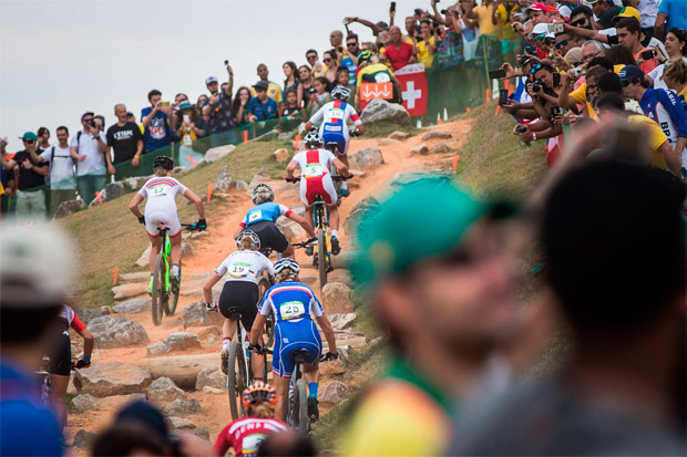 Jenny Rissveds, medalla de oro en la prueba XCO de los JJ.OO. de Río