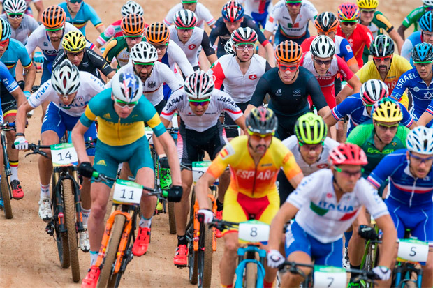 El año de Nino Schurter: medalla de oro en los JJ.OO. de Río