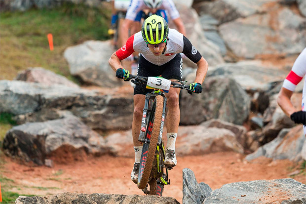 El año de Nino Schurter: medalla de oro en los JJ.OO. de Río