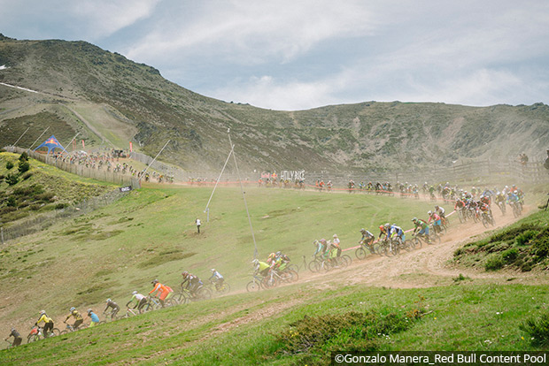 Victoria para Ferrán Jorba y Rae Morrison en el Red Bull Holy Bike 2016