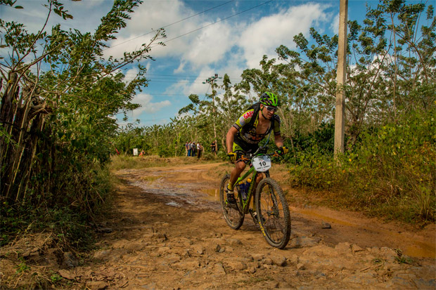 En TodoMountainBike: Roberto Bou, vencedor de la tercera etapa de la Titan Tropic Cuba by Gaes 2016