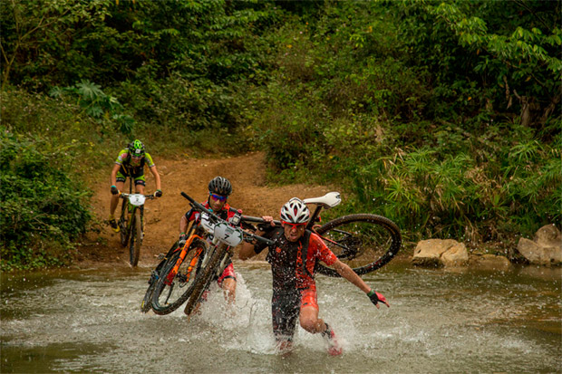 En TodoMountainBike: Roberto Bou, vencedor de la tercera etapa de la Titan Tropic Cuba by Gaes 2016