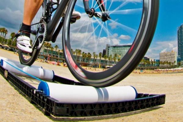RooDol, un nuevo concepto de rodillo tricilíndrico ligero y transportable