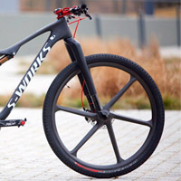 Las ruedas, el componente más importante a la hora de reducir peso en una bicicleta