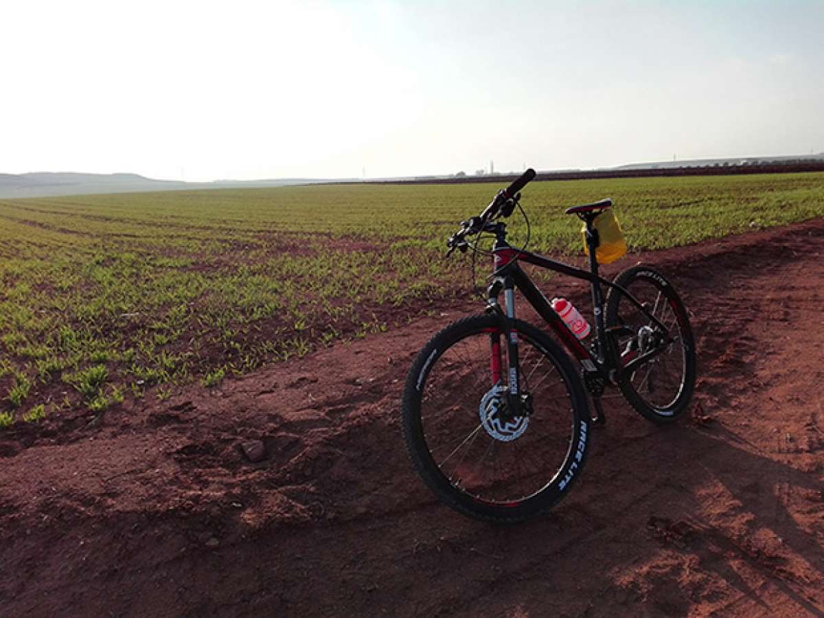 La foto del día en TodoMountainBike: 'Ruta por la meseta'