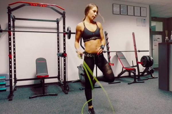 Dos rutinas Tabata para entrenar todo el cuerpo en 4 minutos