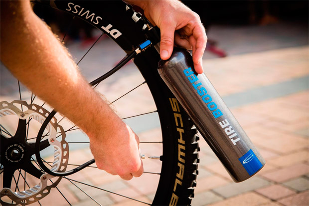 schwalbe-tire-booster-1.jpg