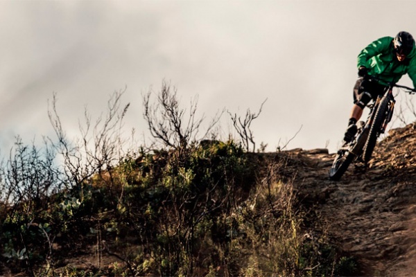 La Specialized Turbo Levo FSR en acción... con Matt Hunter