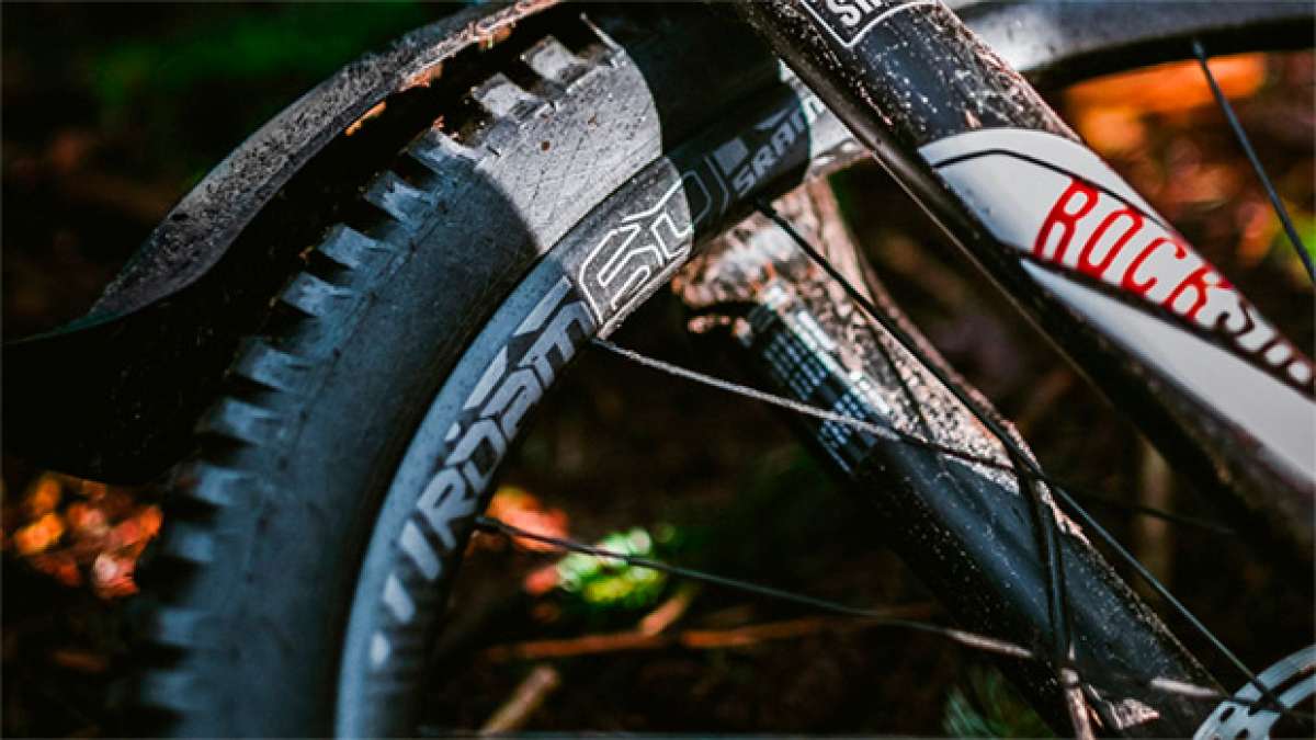 Las nuevas ruedas SRAM Roam 60 de 2017 en acción