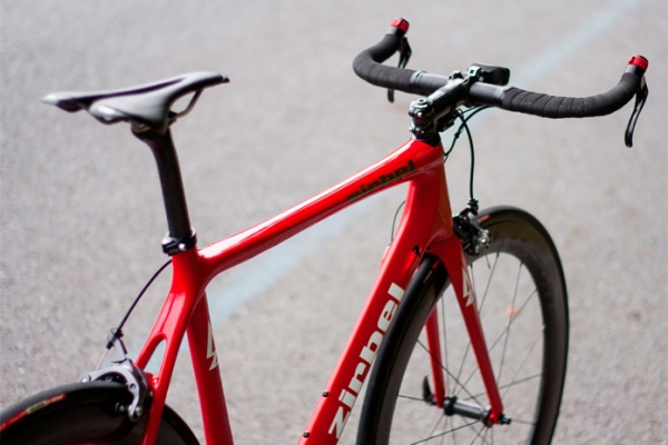 Zirbel Shifter, un mando "Grip Shift" para bicicletas de carretera y CX
