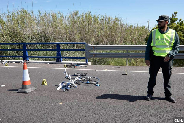 En TodoMountainBike: Lección básica de seguridad vial: drogas + alcohol + coche = ciclistas muertos