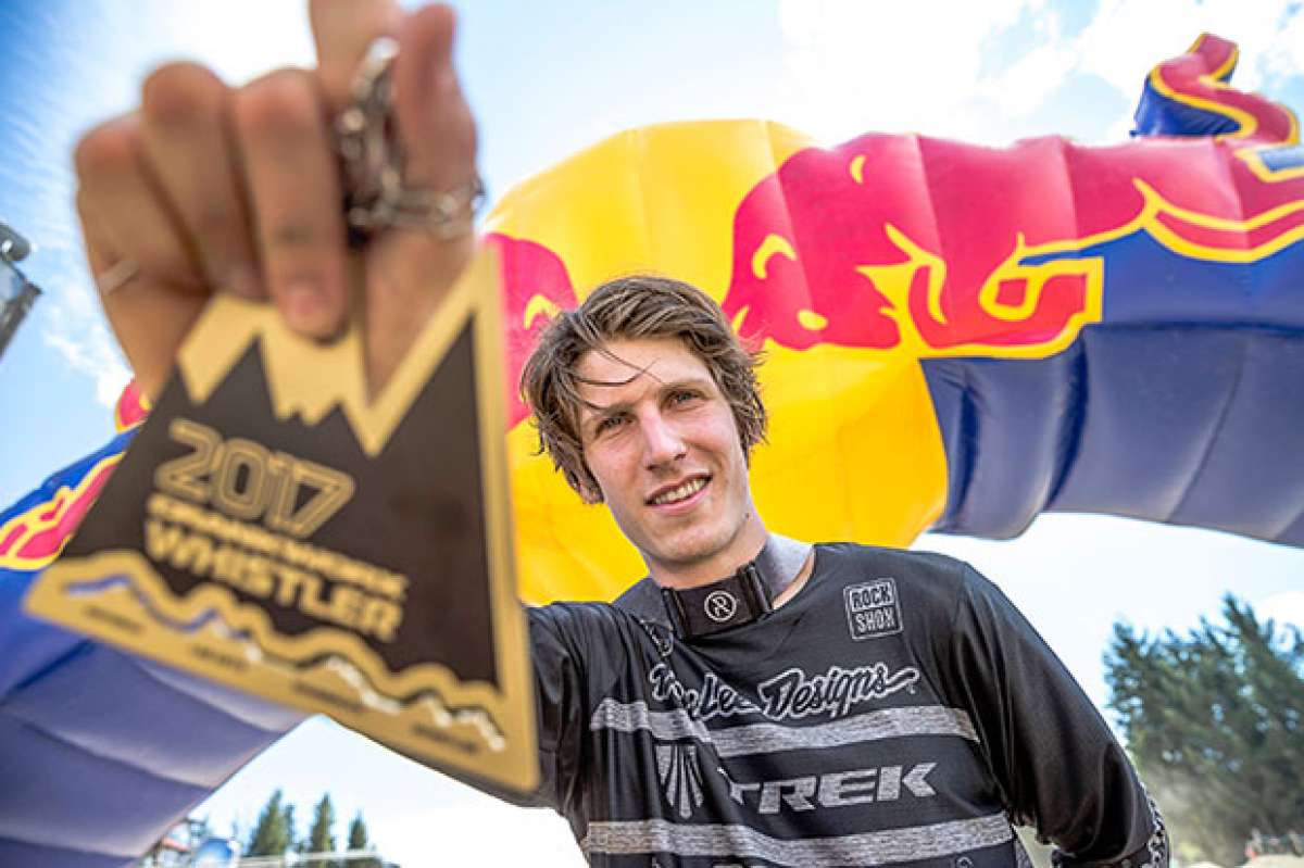 En TodoMountainBike: El repertorio de trucos de Brandon Semenuk para llevarse la victoria del Red Bull Joyride 2017