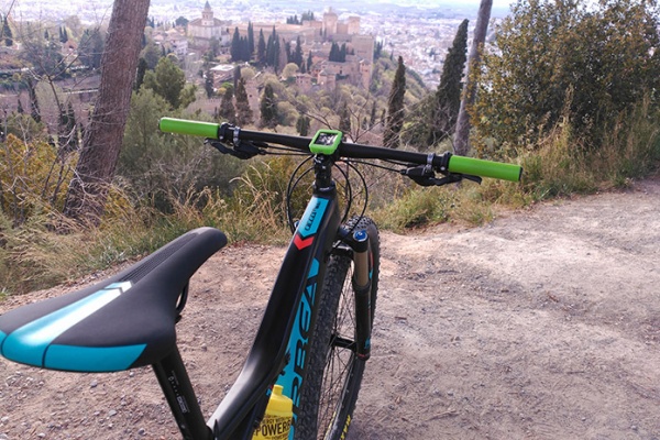 La foto del día en TodoMountainBike: "Alhambra de Granada"