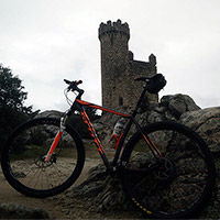 La foto del día en TodoMountainBike: "Torre Lodones en Torrelodones"