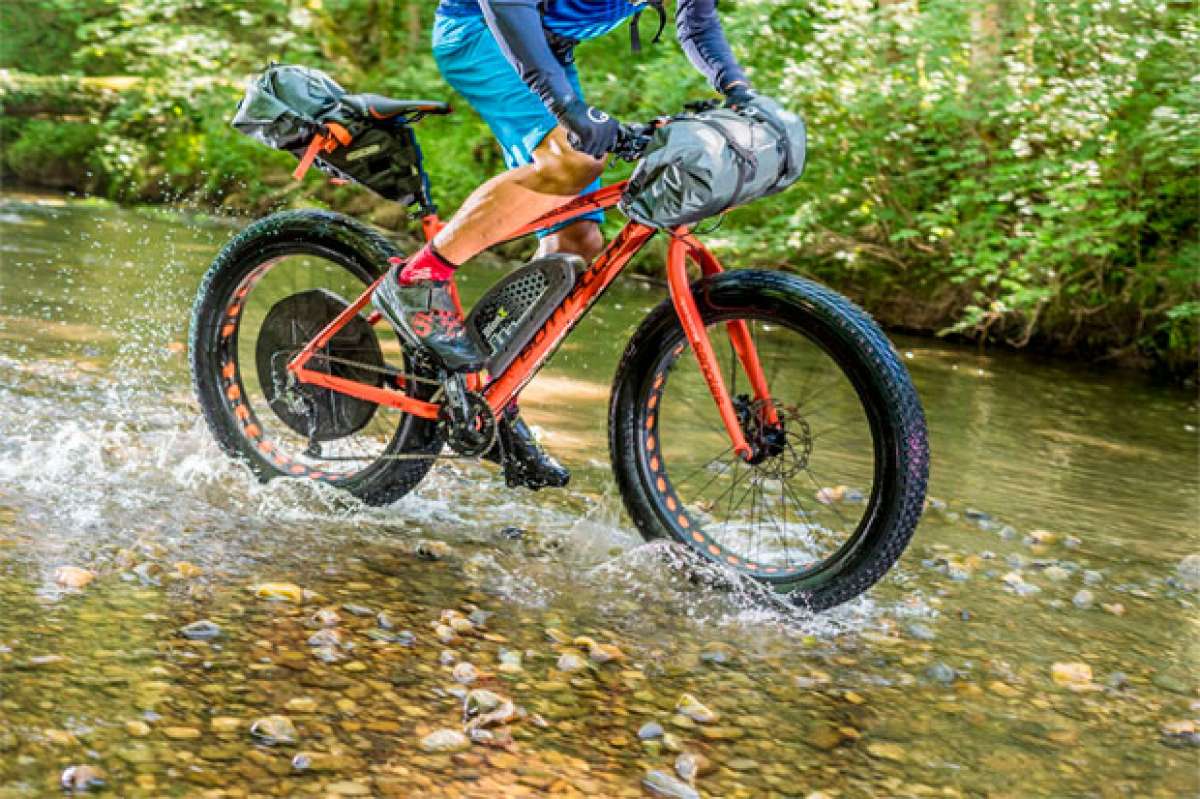 En TodoMountainBike: ¿Problemas de pedaleo con una Fat Bike? Llega el kit de conversión a eléctrica BionX D-Series para ruedas gordas