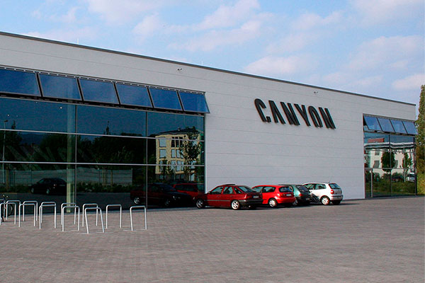 Canyon se pasa a la venta física: habrá una red de tiendas oficiales a partir de 2018