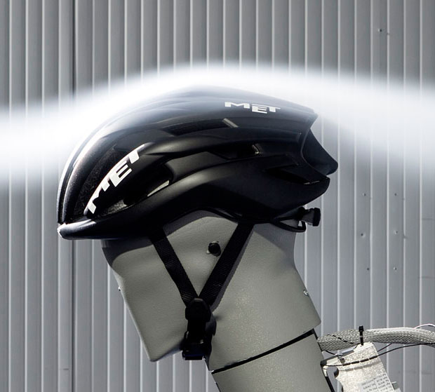 En TodoMountainBike: MET Trenta 3K Carbon, un casco con armazón de fibra de carbono para ganar en ligereza, aerodinámica y ventilación