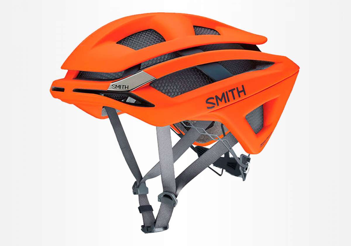 En TodoMountainBike: Smith Optics Overtake, máxima aerodinámica y protección en un casco diseñado para las carreras