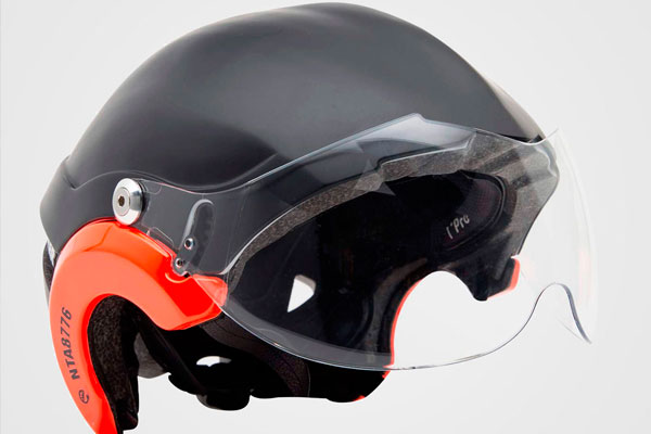 Lazer Anverz NTA, un avanzado y llamativo casco para ciclistas eléctricos