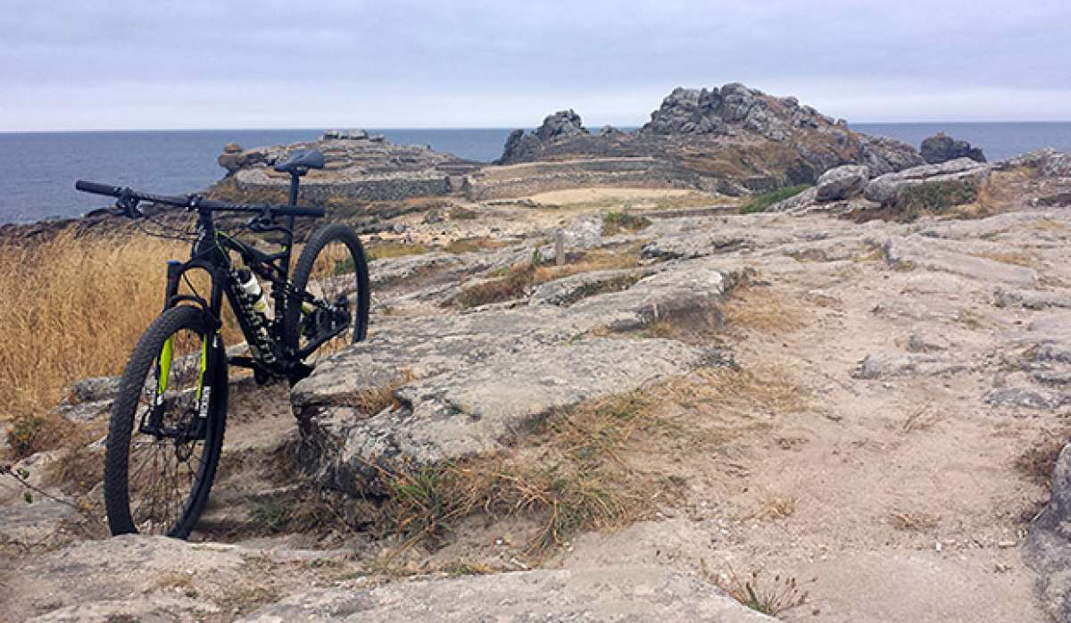 En TodoMountainBike: La foto del día en TodoMountainBike: 'Castro de Baroña'