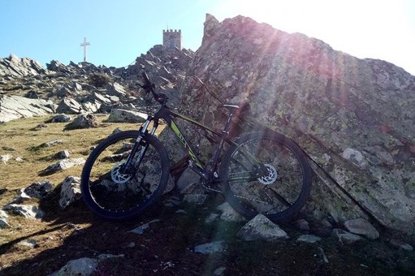 La foto del día en TodoMountainBike: "Subida al Cervero"