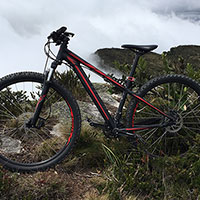 La foto del día en TodoMountainBike: "Un día sobre las nubes"