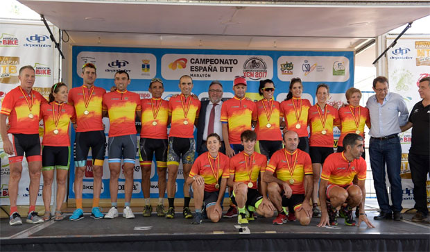 En TodoMountainBike: Ismael Ventura y Natalia Fischer, vencedores del Campeonato de España XCM 2017