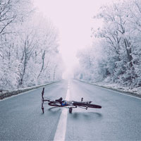 Pies, manos y cabeza, las tres zonas que hay que proteger especialmente al practicar ciclismo en invierno