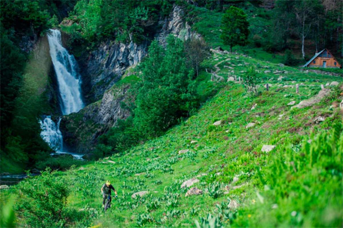 En TodoMountainBike: Mountain Bike de altura por los Pirineos catalanes con David Cachon