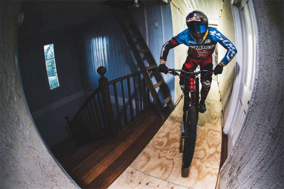 En TodoMountainBike: El descenso ganador de Tomas Slavik en el Red Bull Valparaíso Cerro Abajo 2017