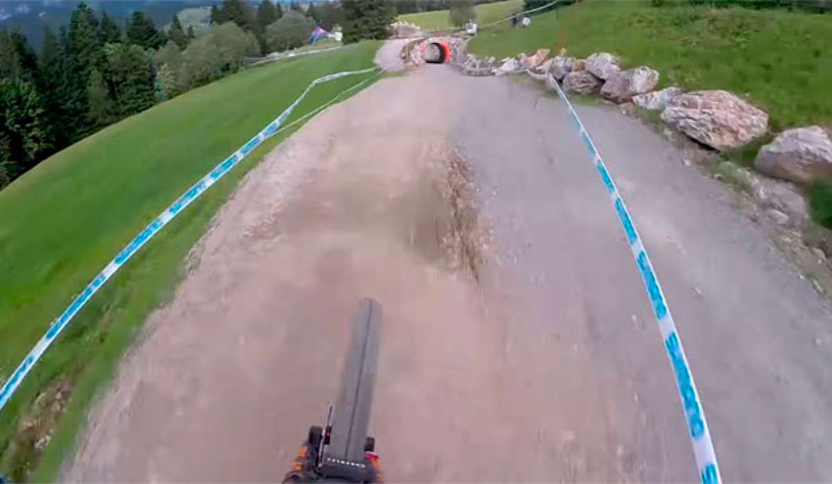 En TodoMountainBike: Reconociendo el circuito de la Copa del Mundo DHI 2017 de Leogang con Luca Shaw y su Santa Cruz V10 29er