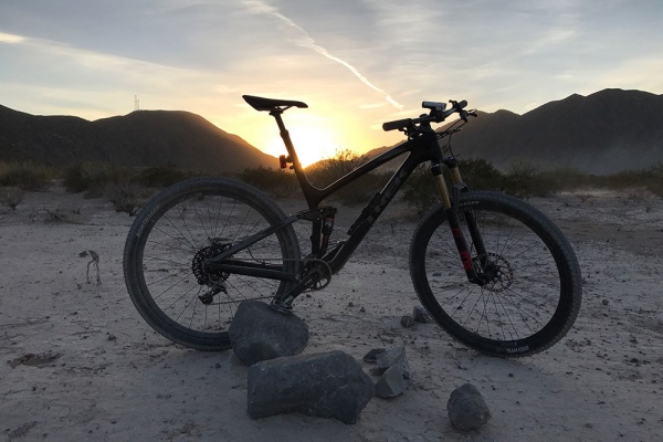 La foto del día en TodoMountainBike: "Anochecer"