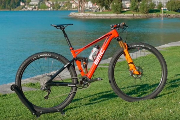 La BMC Fourstroke 01 de Lars Forster, al detalle