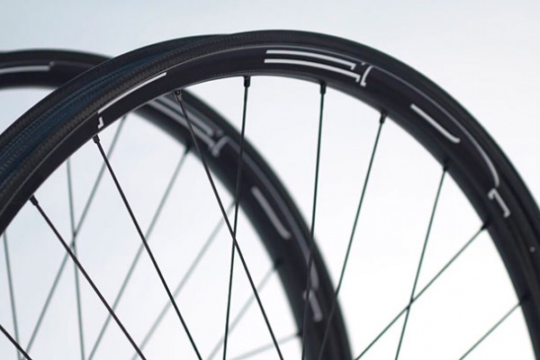 Las ruedas de carbono HED Raptor 27.5+, al detalle