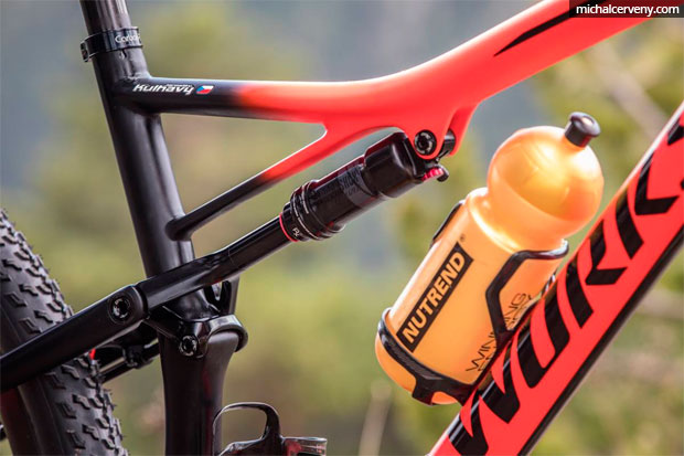 En TodoMountainBike: Así es la Specialized S-Works Epic 2018 de Jaroslav Kulhavý