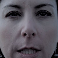 Anna González, en la nueva campaña divulgativa de la DGT: "Un camionero atropelló y mató a mi marido. Ni siquiera paró"