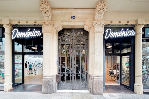 Doménica, la primera tienda especializada de España exclusiva para mujeres ciclistas