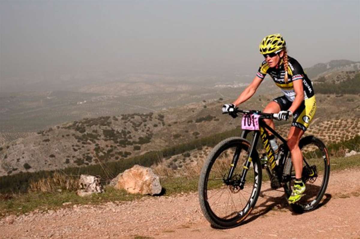 En TodoMountainBike: Entrevista a Sally Bigham, cuatro veces vencedora de la Andalucía Bike Race presented by Shimano