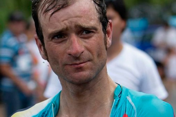Fallece, atropellado mientras entrenaba, el campeón del Giro Michele Scarponi