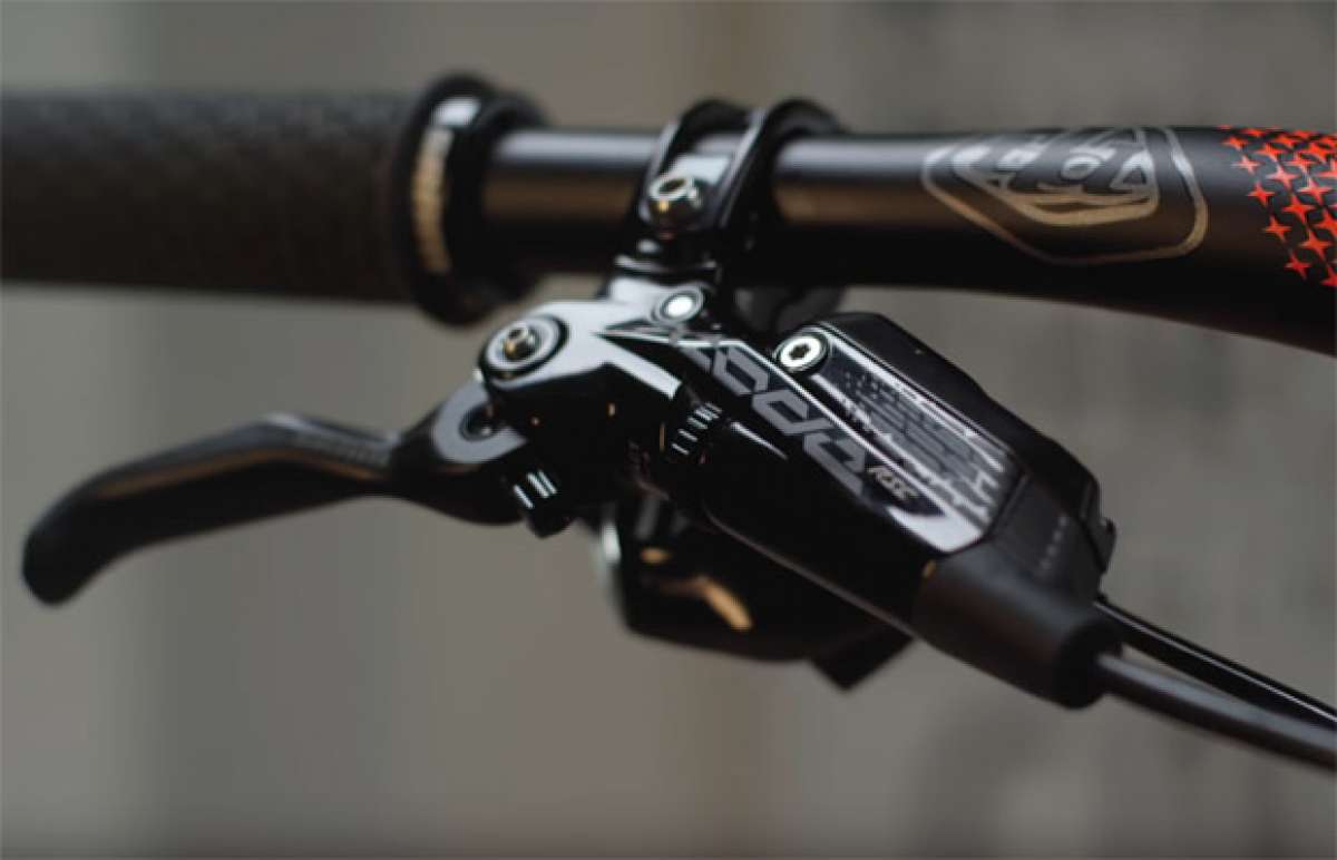 En TodoMountainBike: Frenos SRAM Code 2018, más potencia, ligereza y modulación para el retorno de un clásico