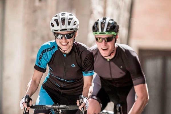 Nueva y económica gama de gafas para ciclistas de Merida Bikes