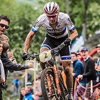 Julien Absalon prolonga su carrera deportiva hasta 2019, con equipo propio incluido