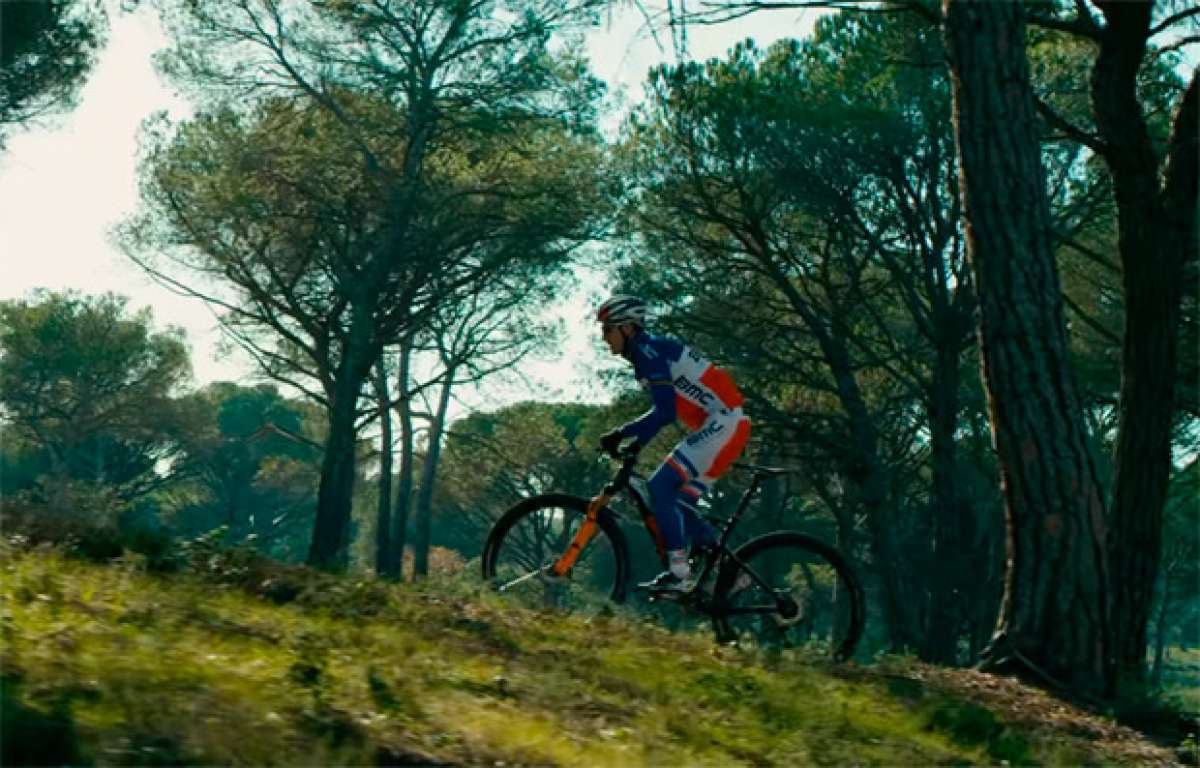 En TodoMountainBike: ¿Doble plato o monoplato? La opinión del campeón del mundo Julien Absalon