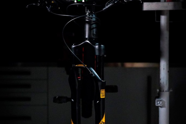 Nuevos kits adhesivos con estética 2017 para las horquillas de RockShox