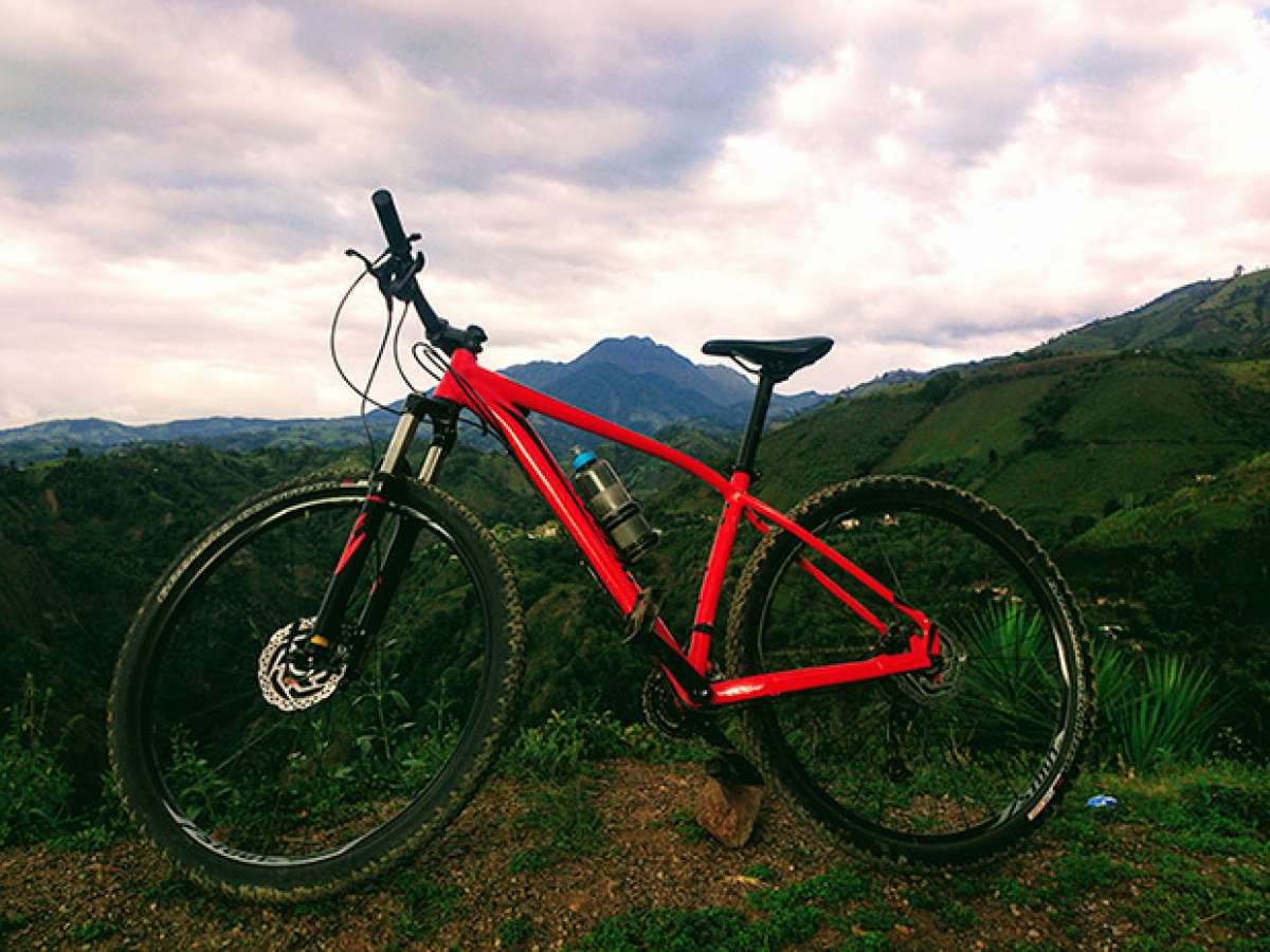 En TodoMountainBike: La foto del día en TodoMountainBike: 'Las Mesas sobre ruedas'