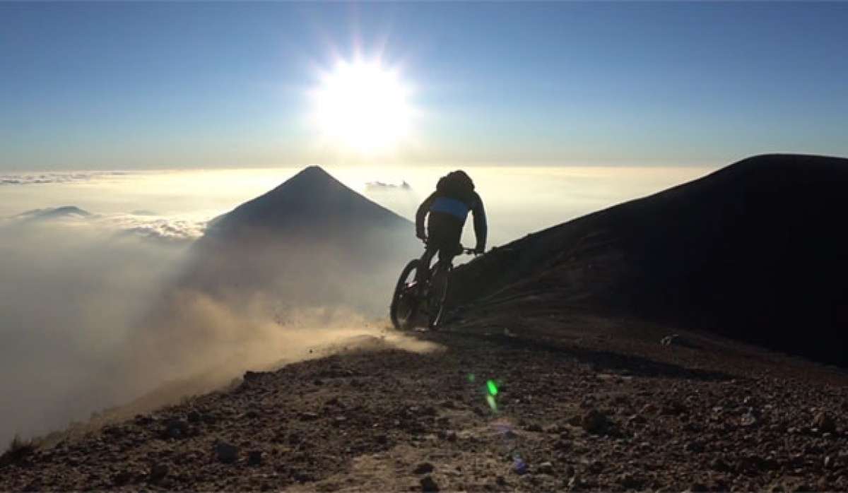 En TodoMountainBike: Rodando por los volcanes de Guatemala con Tito Tomasi