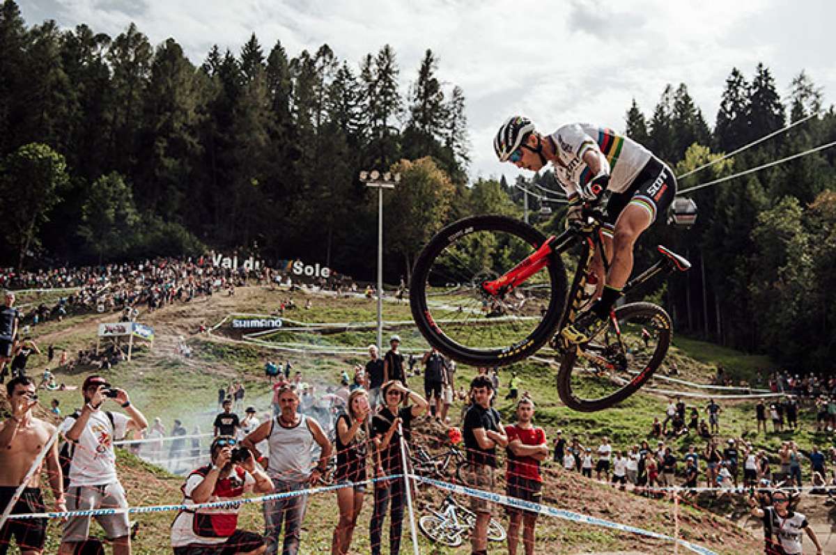 En TodoMountainBike: Los mejores momentos de la Copa del Mundo XCO 2017 de Val di Sole