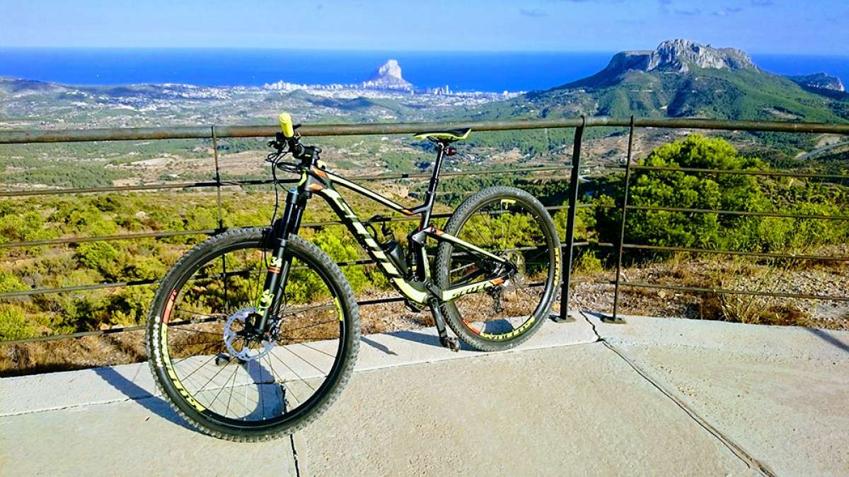 En TodoMountainBike: La foto del día en TodoMountainBike: 'Mirador de La Solana'